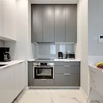 Luxury Voyage Apartman *