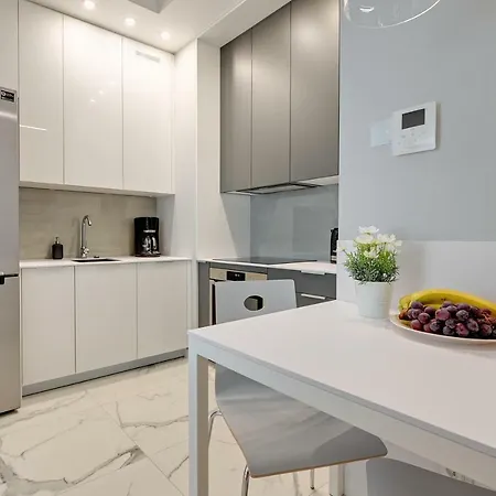Luxury Voyage + Extra Bikes Apartment *