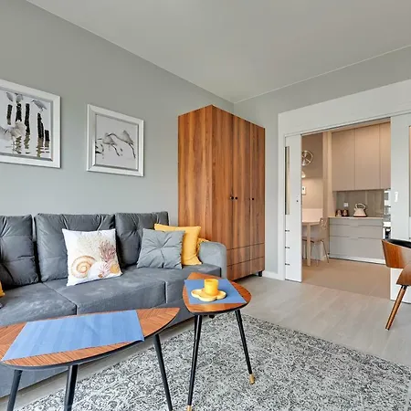 Luxury Voyage + Extra Bikes *