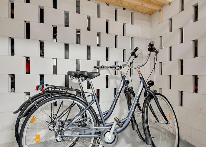 Luxury Voyage + Extra Bikes Apartment